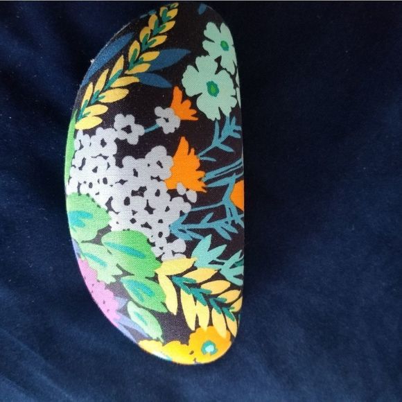 Vera Bradley sunglasses case - Picture 3 of 6